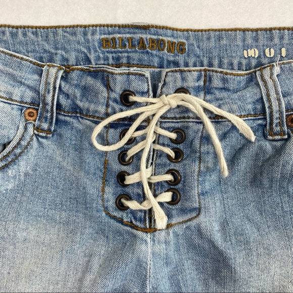 Billabong Shorts Reckless Women Sz 5 Laced front denim distressed denim … - Picture 2 of 11